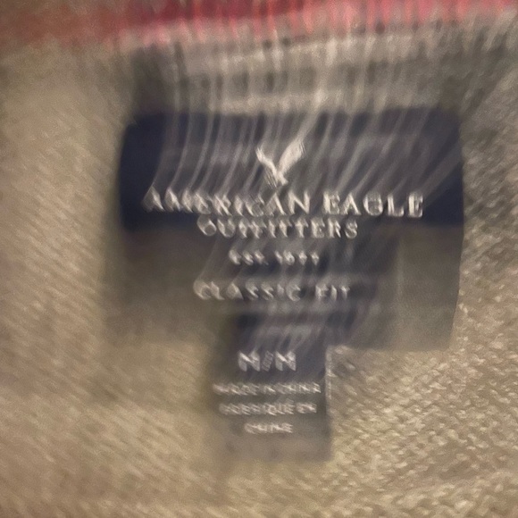 AE Gray Sweater - Picture 4 of 6